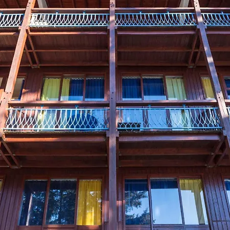 Appartement Mezzanine Avec Balcon, Proche Pistes, Wifi Inclus - Fr-1-346-591